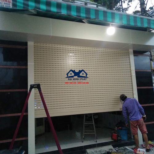 Bộ Lưu Điện Cửa Cuốn Đài Loan