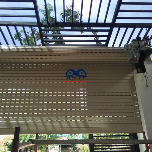 LẮP CỬA CUỐN BIỆT THỰ Q9-50