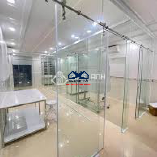 Dịch Vụ Thi Công Cửa Kính Cường Lực Tại Biên Hòa, Đồng Nai
