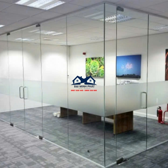 VÁCH KÍNH CƯỜNG LỰC - THI CÔNG BÁO GIÁ KÍNH TẠI KHO BIÊN HÒA ĐỒNG NAI